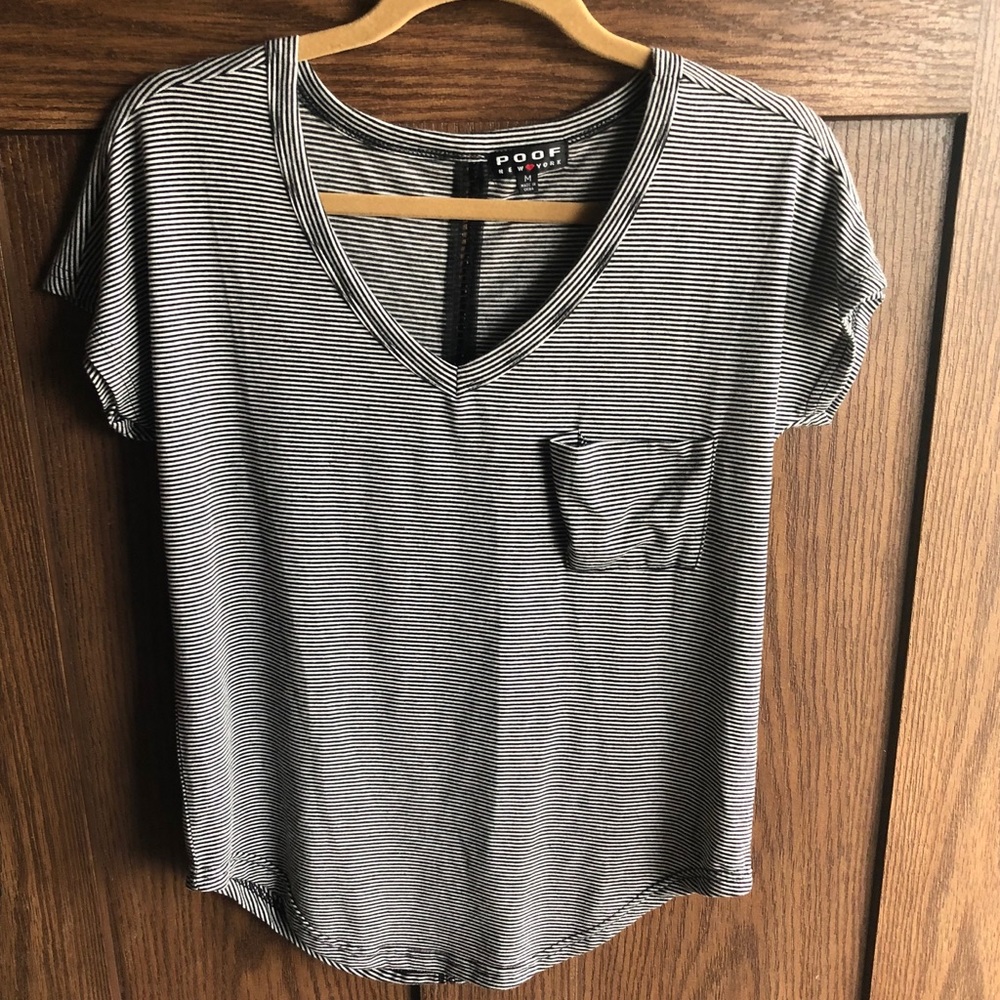 Black & white striped t-shirt. Size M